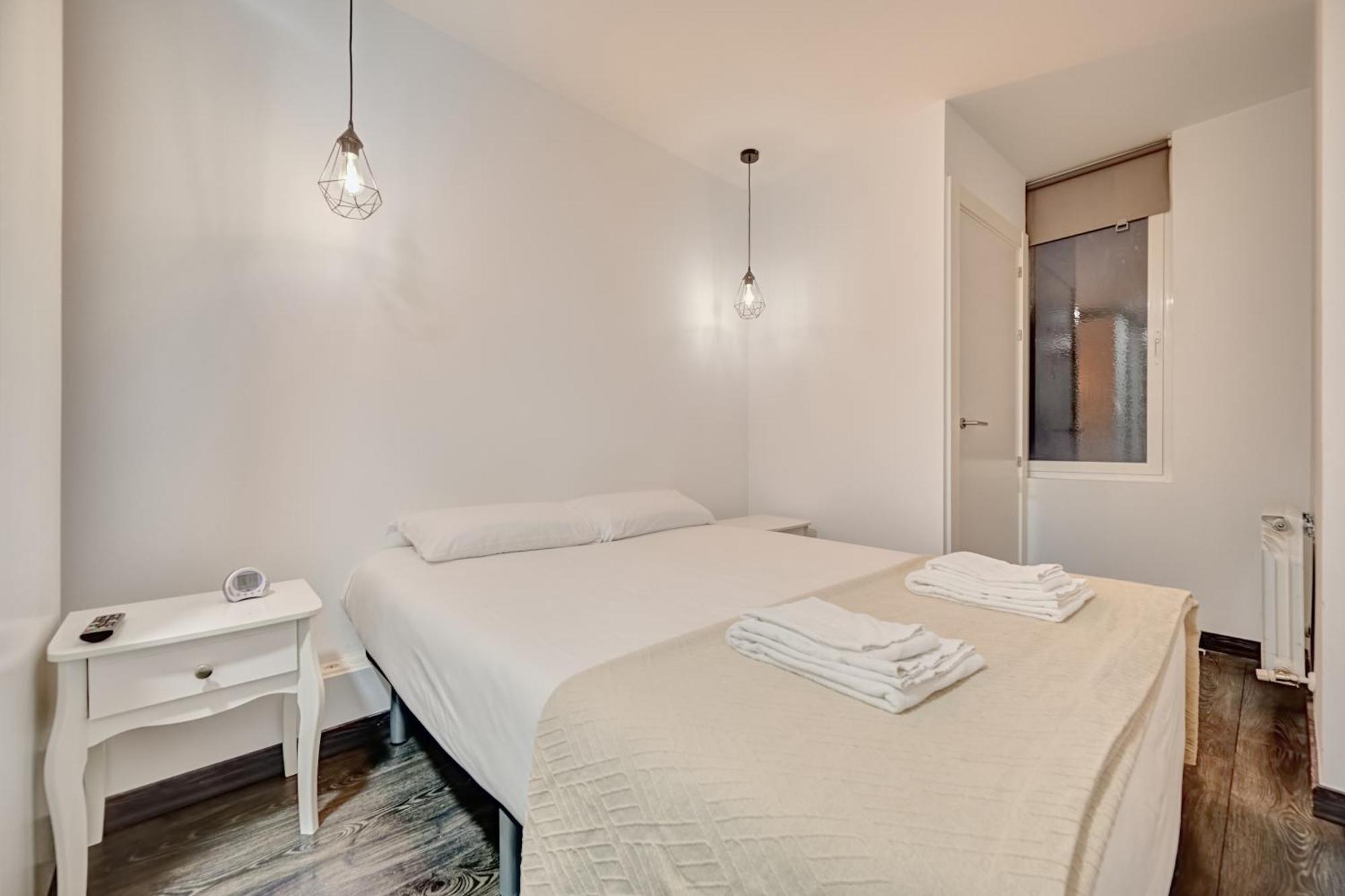 El Navarro Suite By Clabao Pamplona Exterior foto