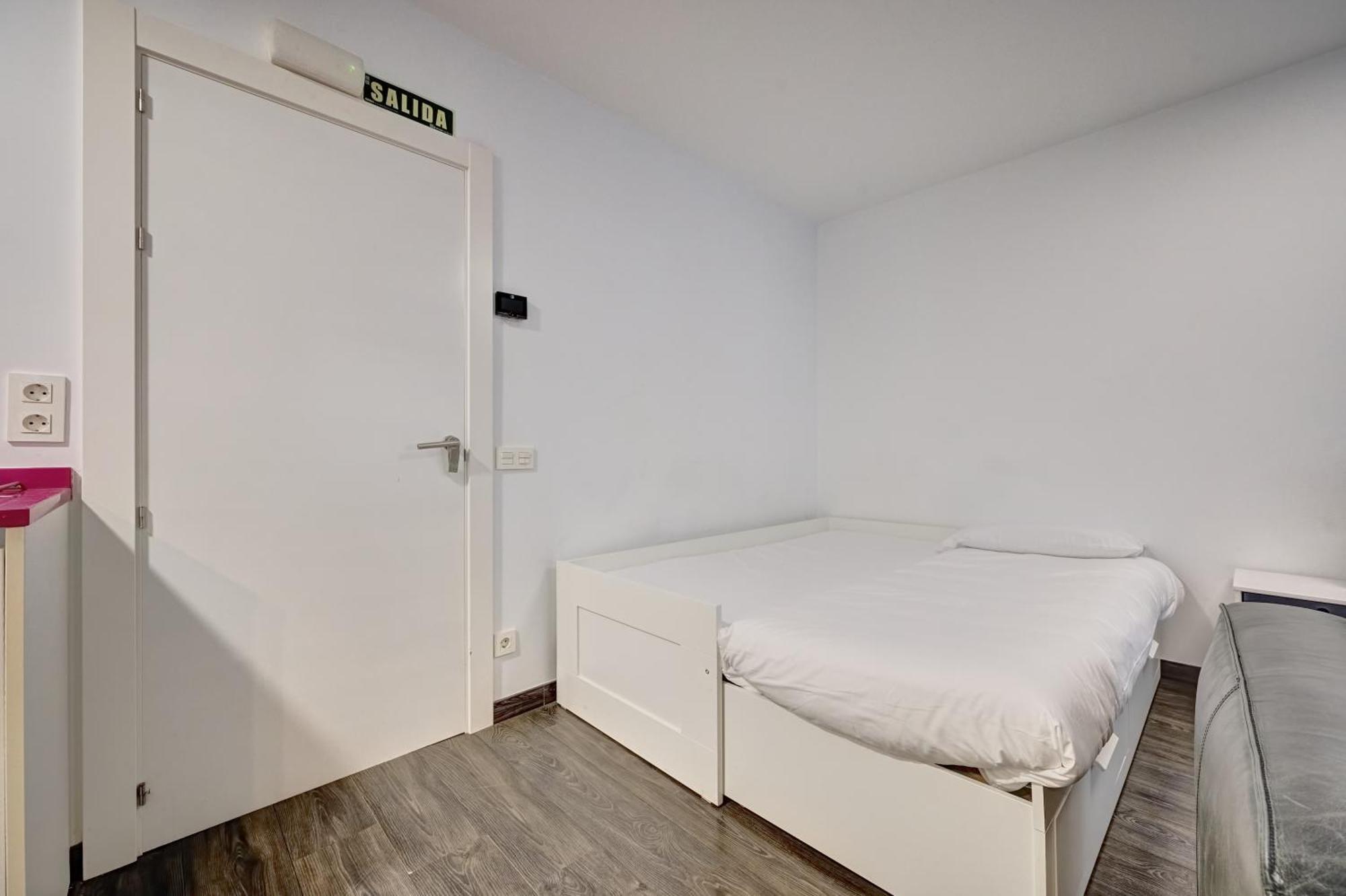 El Navarro Suite By Clabao Pamplona Exterior foto