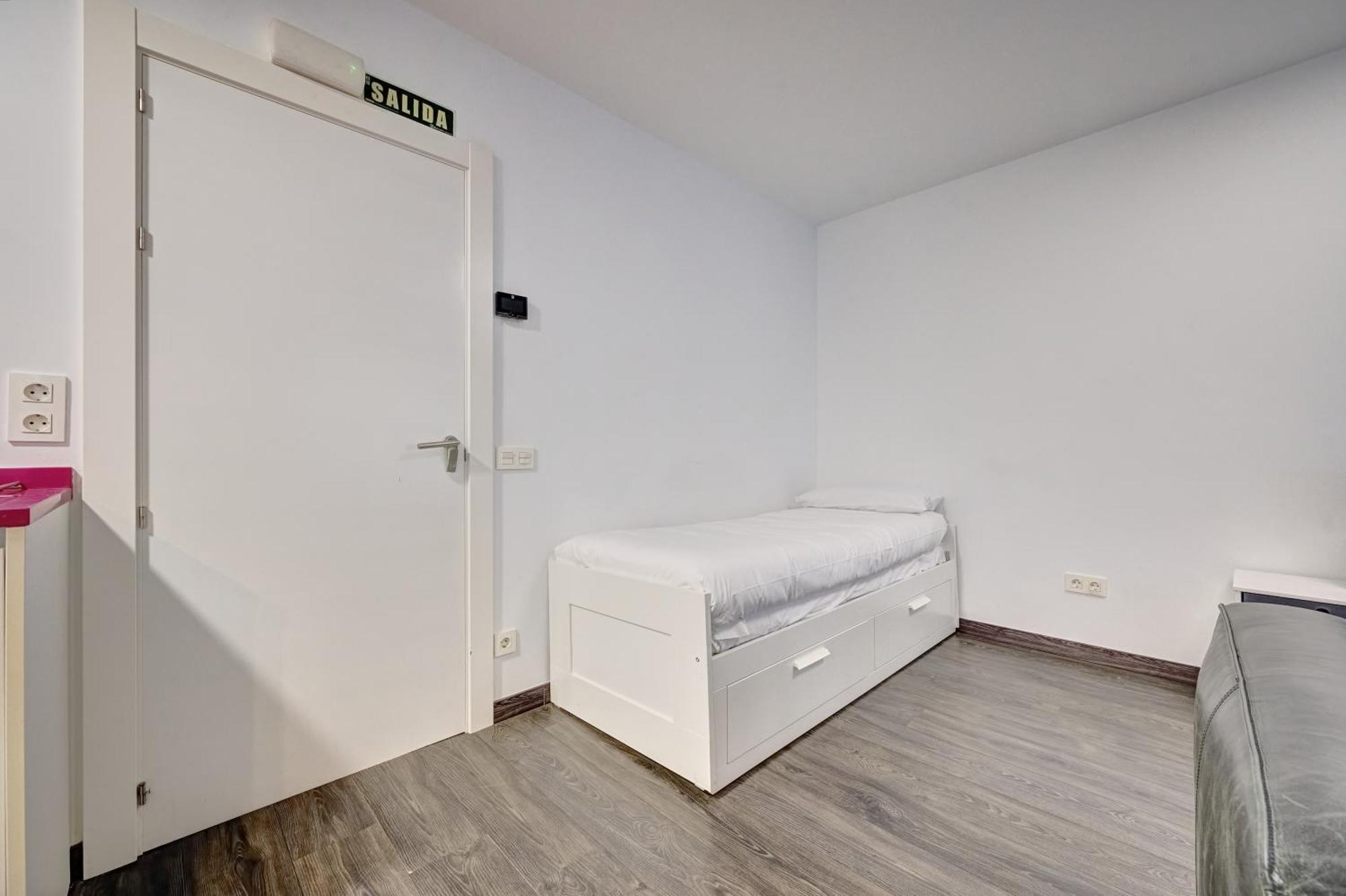 El Navarro Suite By Clabao Pamplona Exterior foto