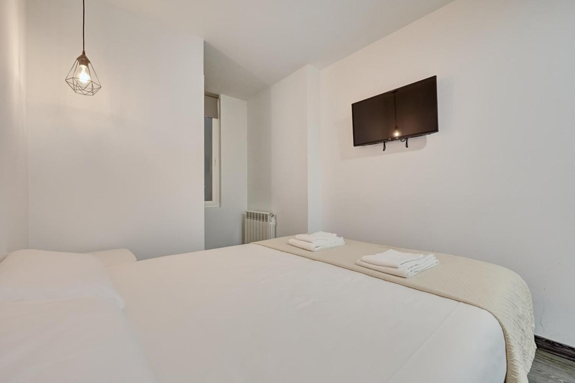 El Navarro Suite By Clabao Pamplona Exterior foto