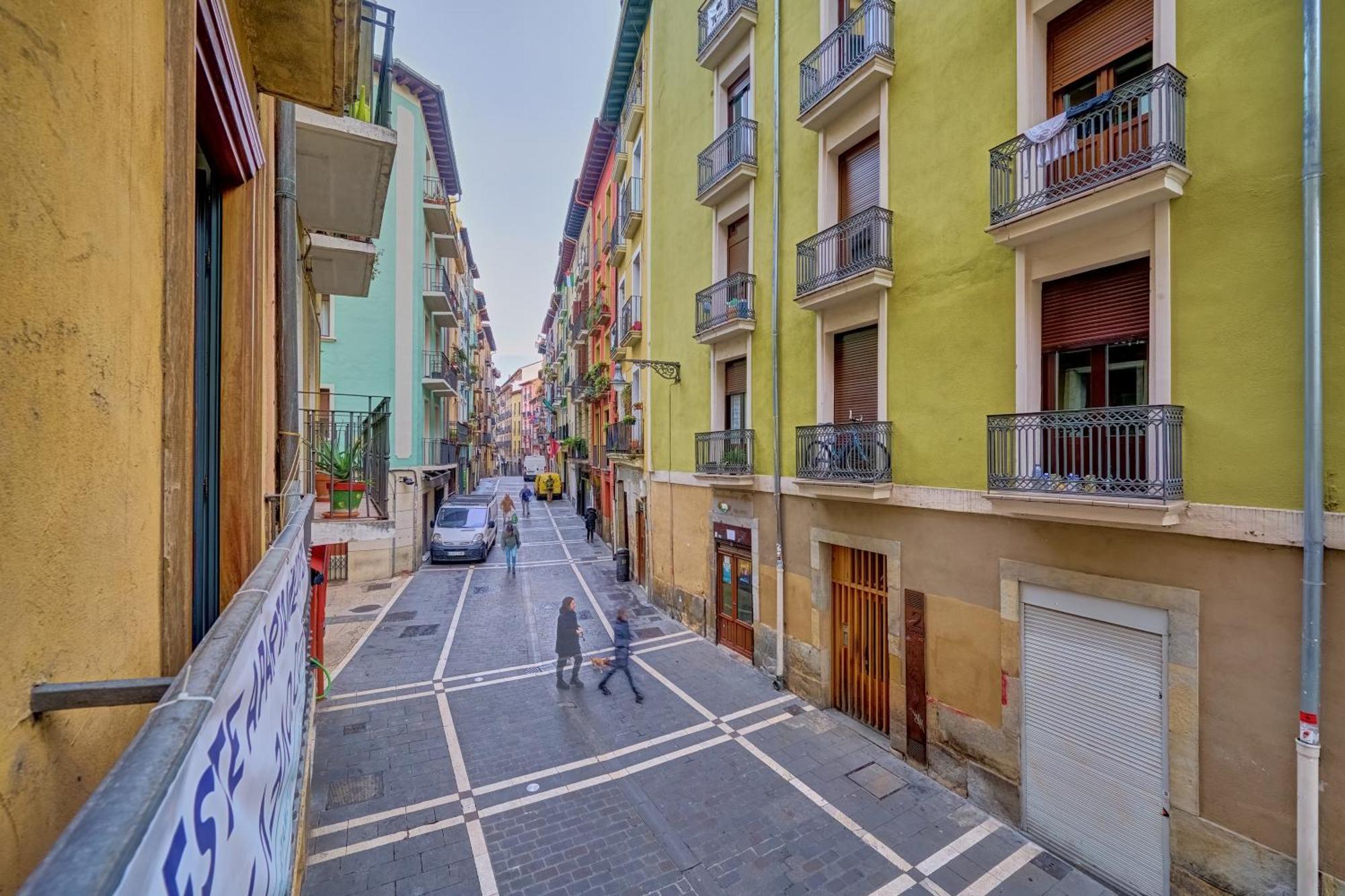 El Navarro Suite By Clabao Pamplona Exterior foto